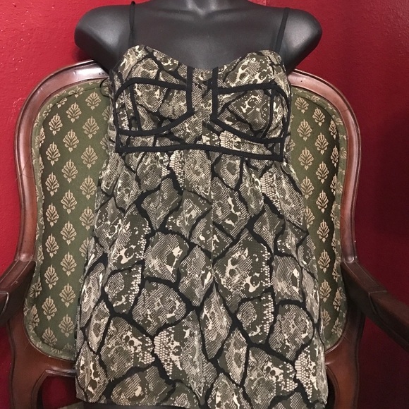 Caroline Forbes Patterson j Kincaid sully tank nwt - Picture 4 of 6